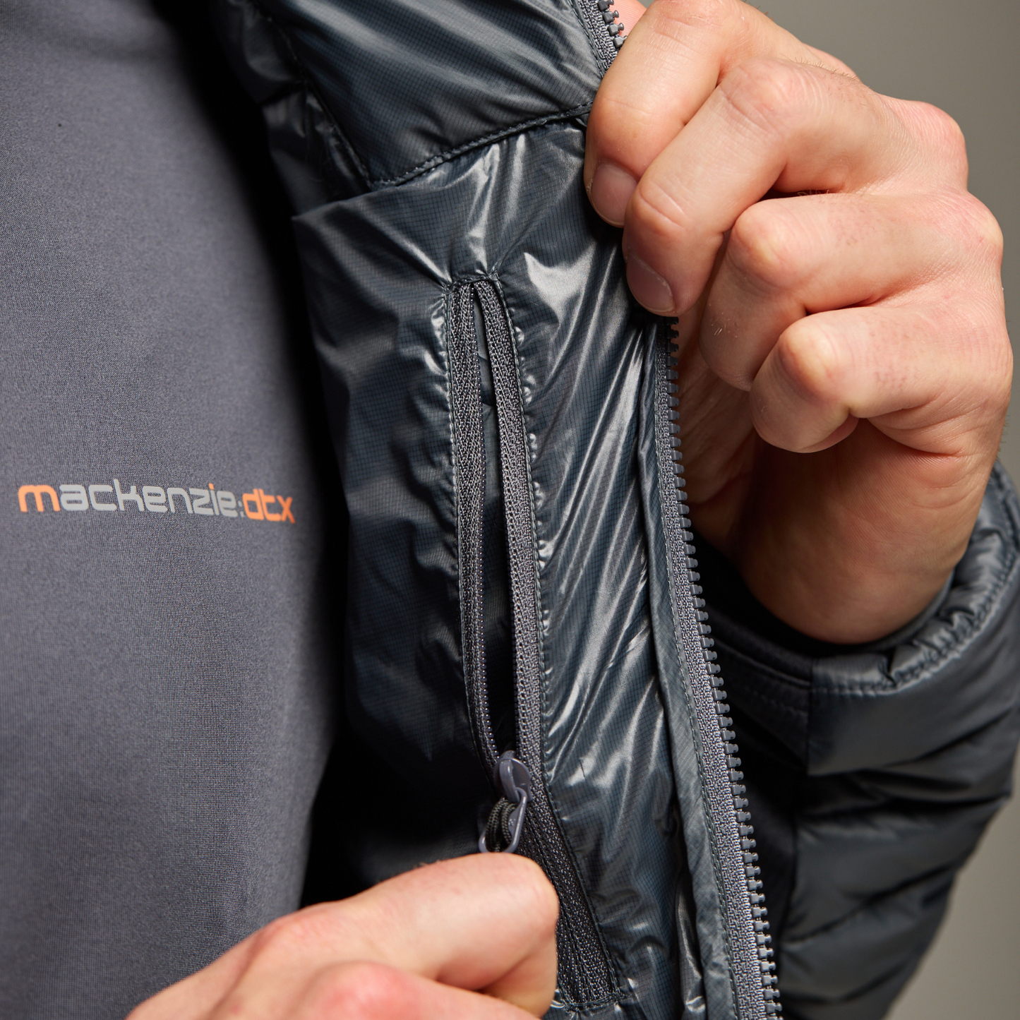 Graphene Atlas Lightweight Puffer